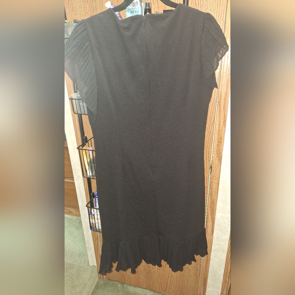 Glamour Black Ruffled Sheath Dress for Cocktail Nights